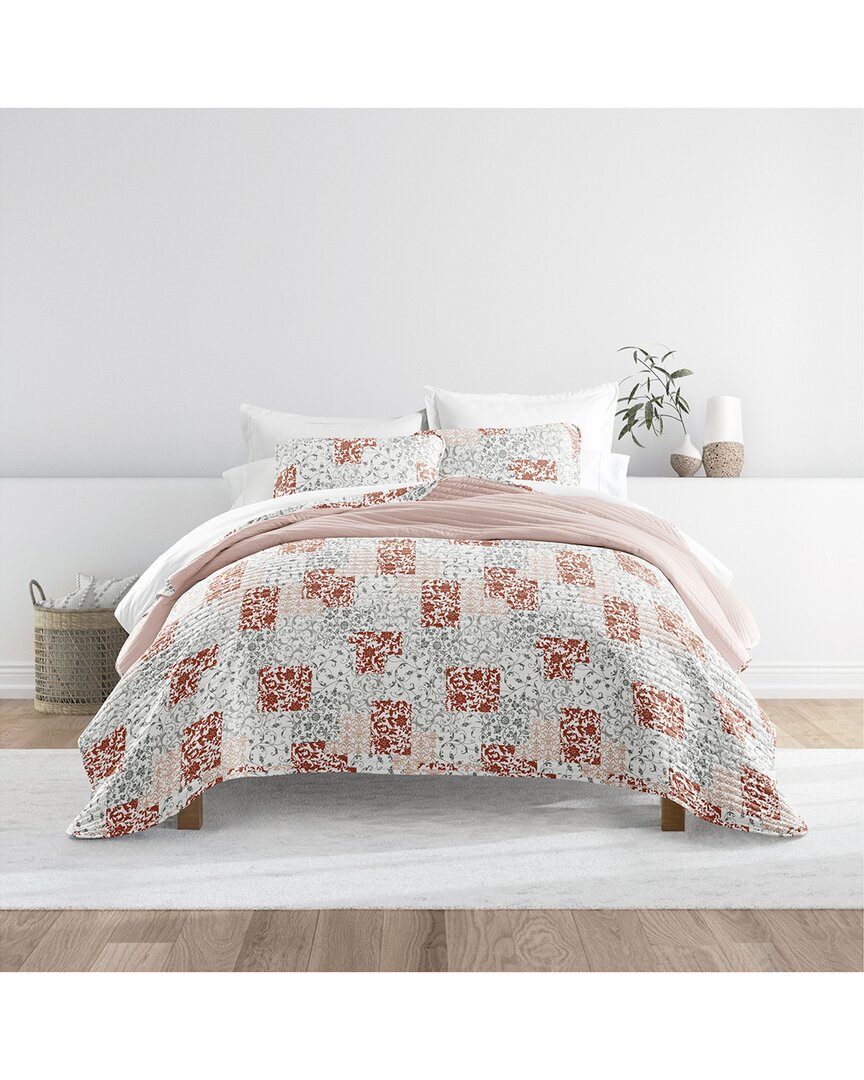 Home Collection All Season Scrolled Patchwork Reversible Quilt Set In Pink