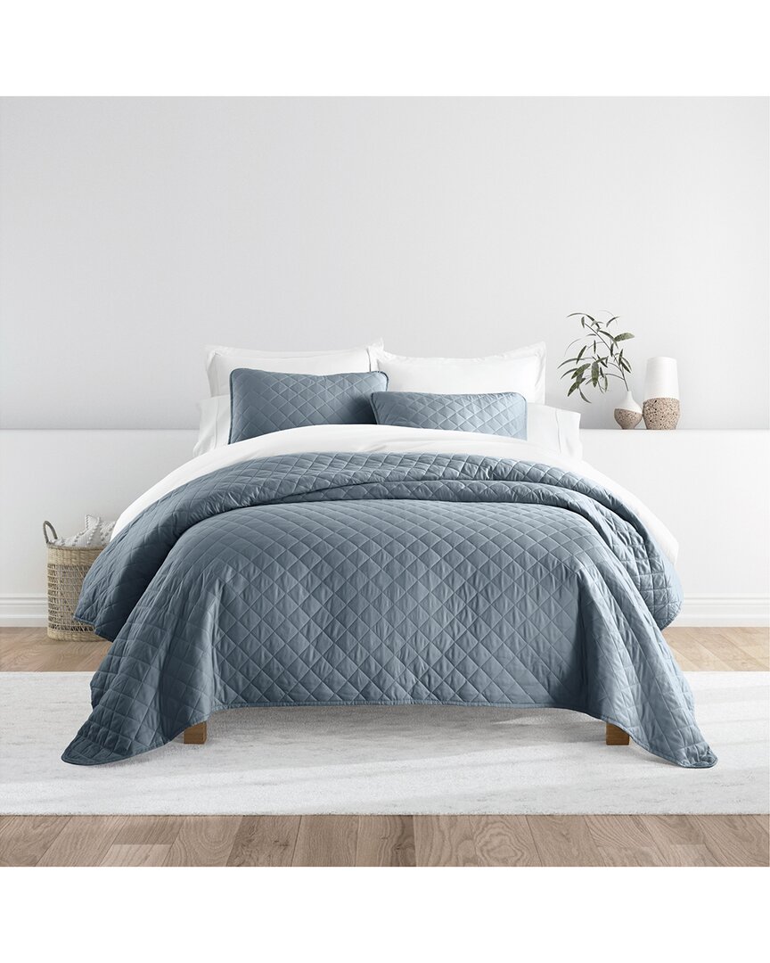 Home Collection All Season Diamond Stitch Quilt Set In Blue