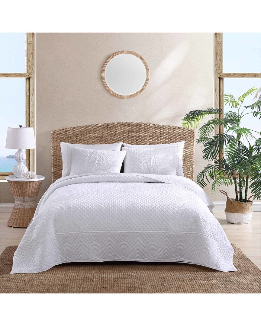 Tommy Bahama Pineapple Resort Quilt In White