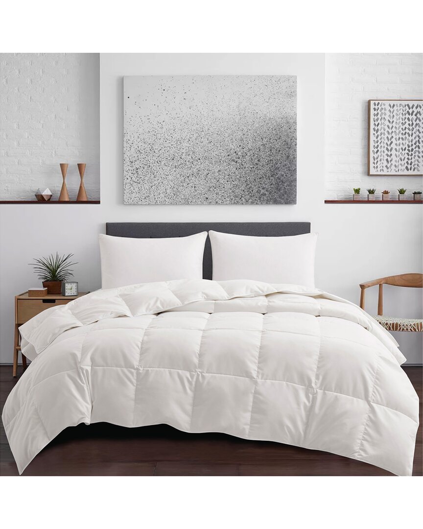 Unikome Lightweight Down & Fiber Comforter In White