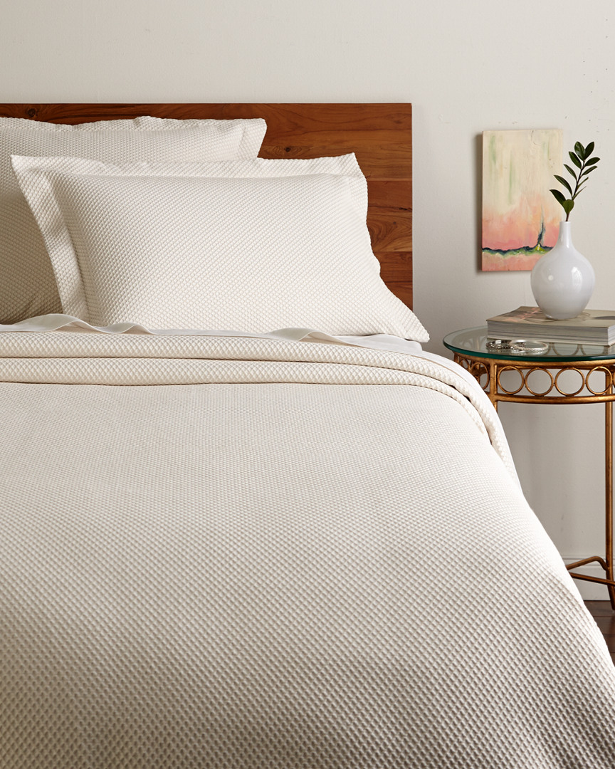 Belle Epoque Soft Diamond Coverlet Collection