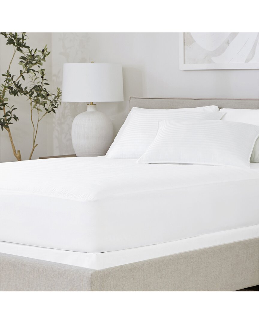 Home Collection Fitted Mattress Protector With Comfortable Padding In White