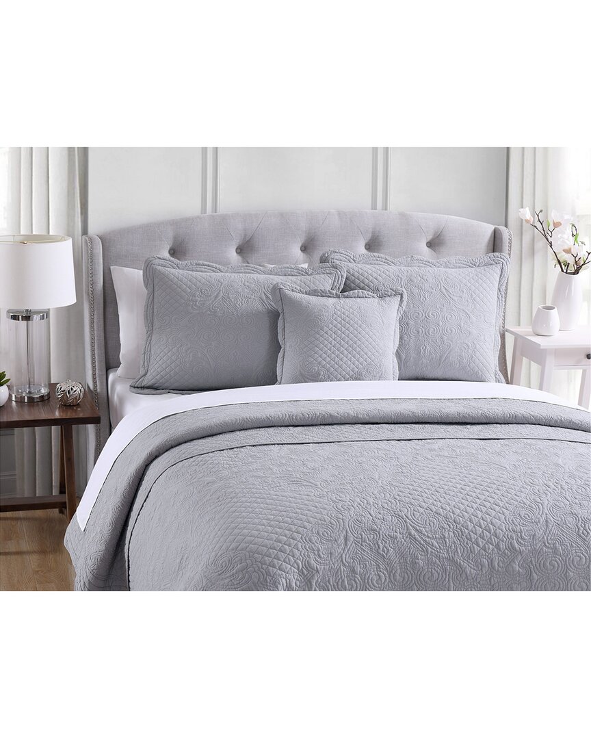 French Tile Scalloped 4pc Quilt Set