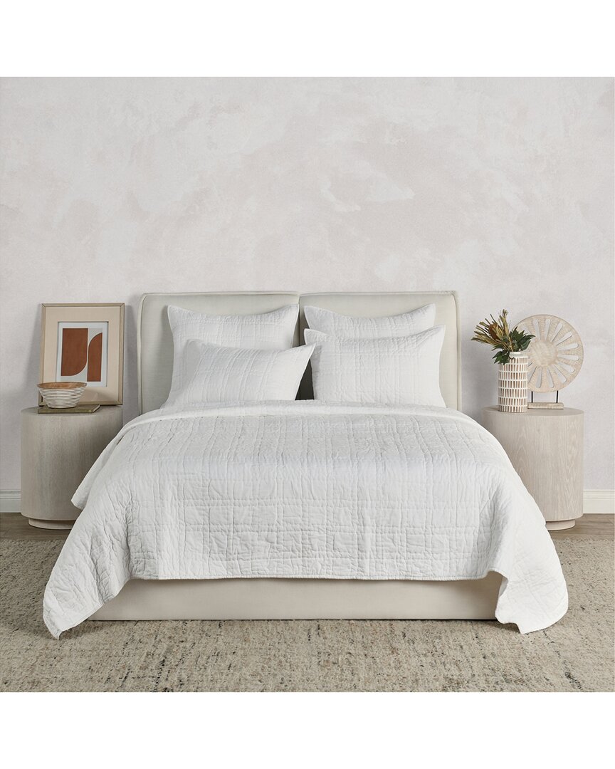 Villa By Classic Home Hailee Quilt With Silvadur Tech In White