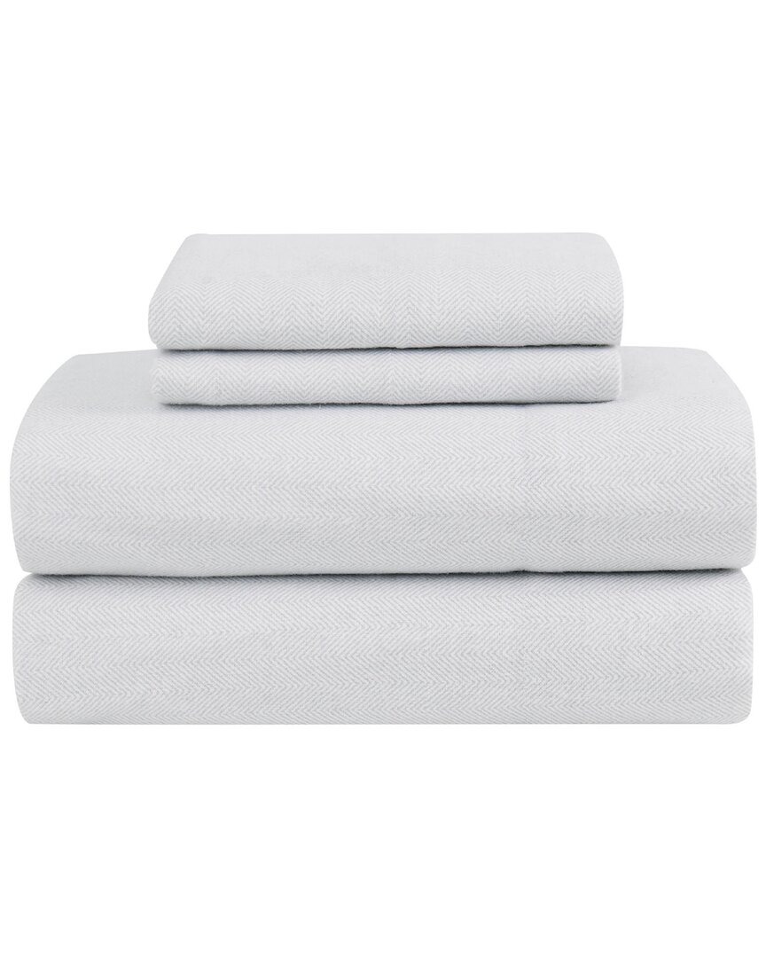 London Fog Flannel Sheet Set In White