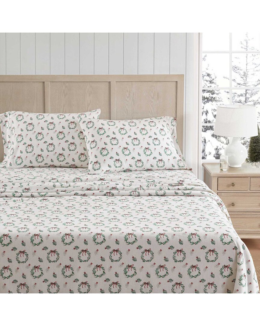 Martha Stewart Wreaths & Mistletoe Cotton Flannel Sheet Set In White