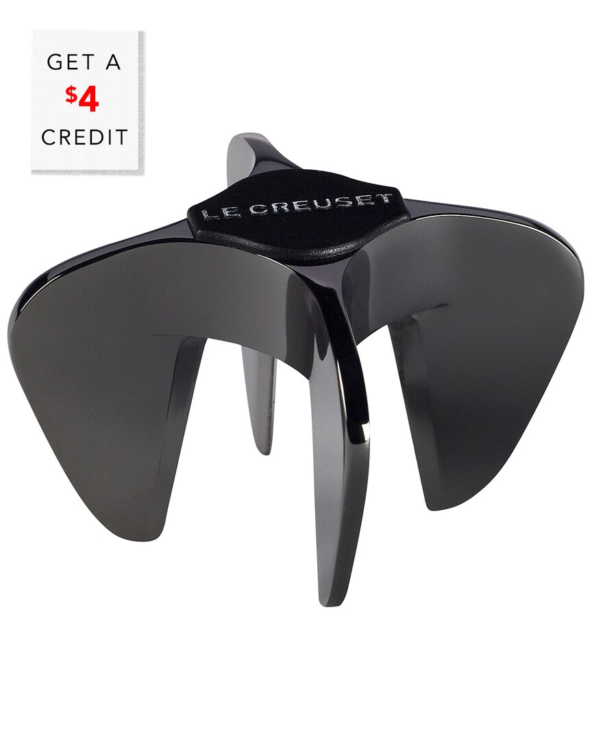Le Creuset Champagne Star With $4 Credit