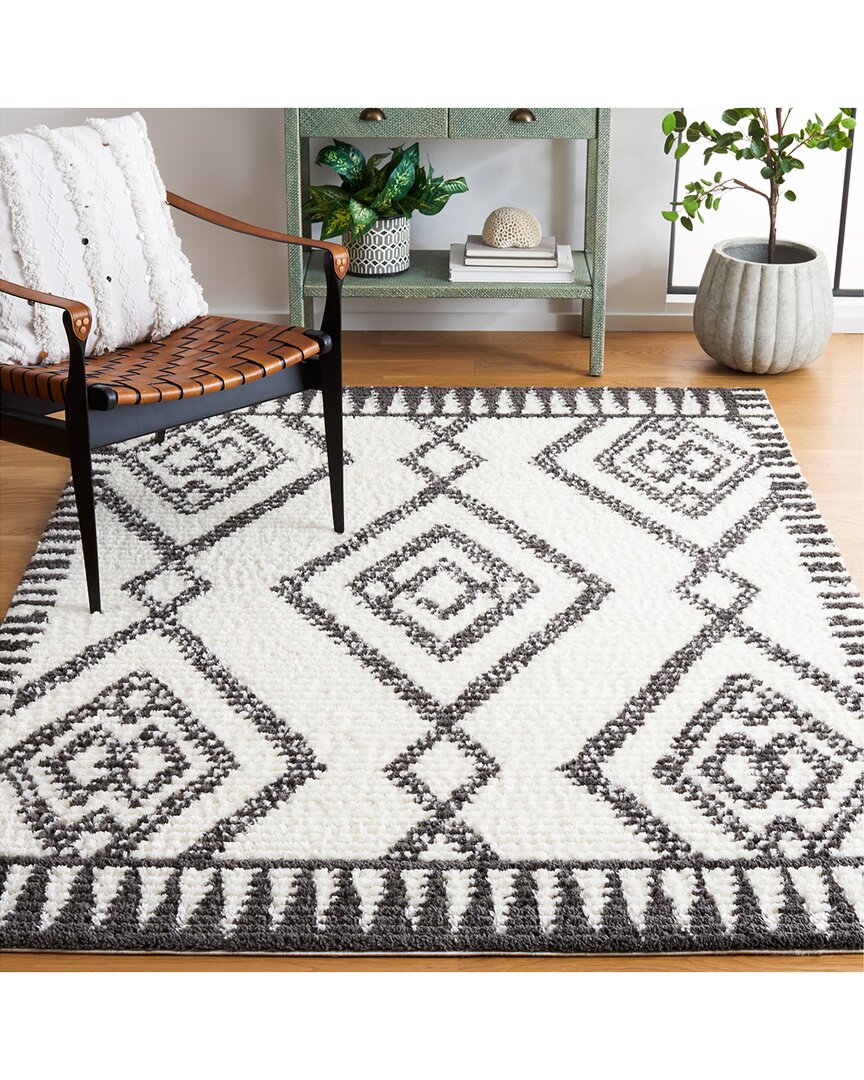 Safavieh Marrakesh Power Loomed Rug In Ivory