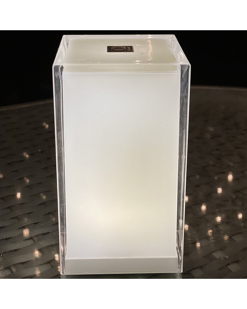 Smart & Green Hokare Cub X6 Table Lamp In White