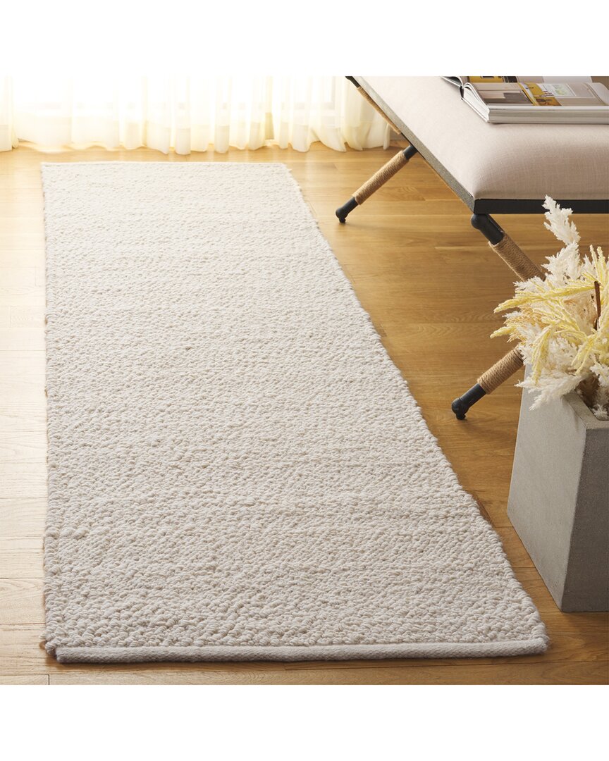 Safavieh Natura Wool Rug