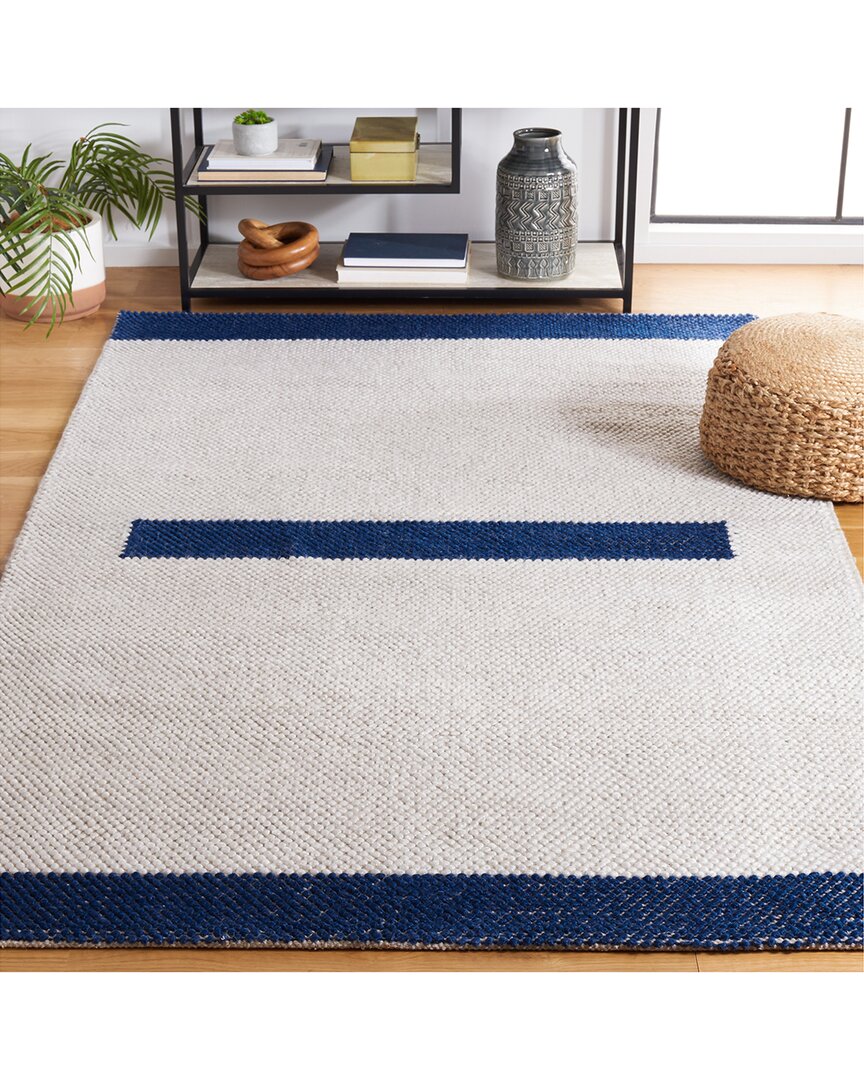 Safavieh Natura Wool Rug
