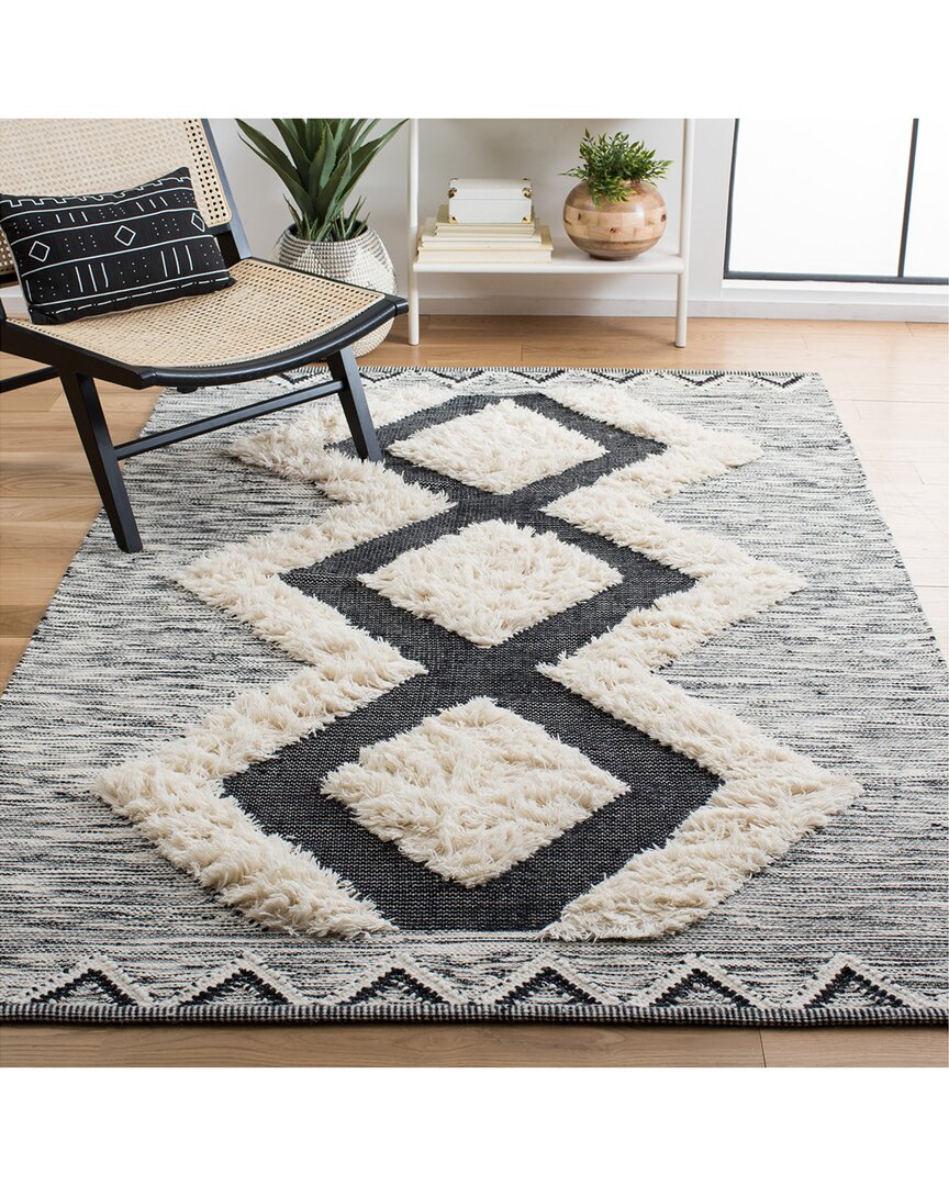 Safavieh Kenya Hand Loomed Wool-blend Rug In Ivory