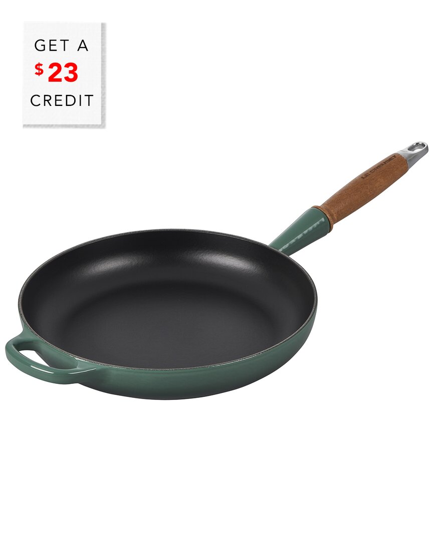 LE CREUSET LE CREUSET SIGNATURE 10.25IN ROUND FRY PAN WITH WOOD HANDLE WITH $23 CREDIT 