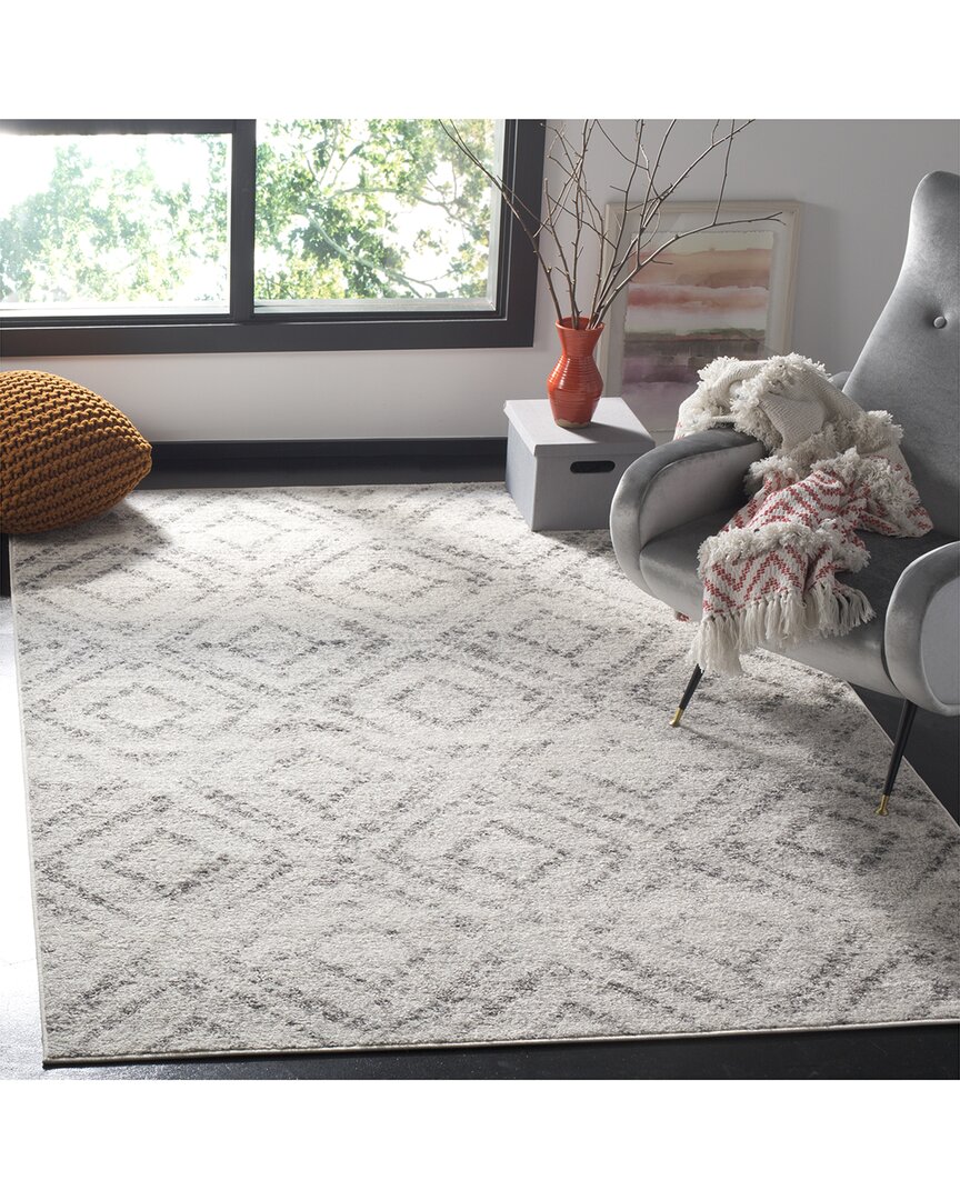 Safavieh Adirondack Luminex Power Loomed Rug Light Grey / G In Gray