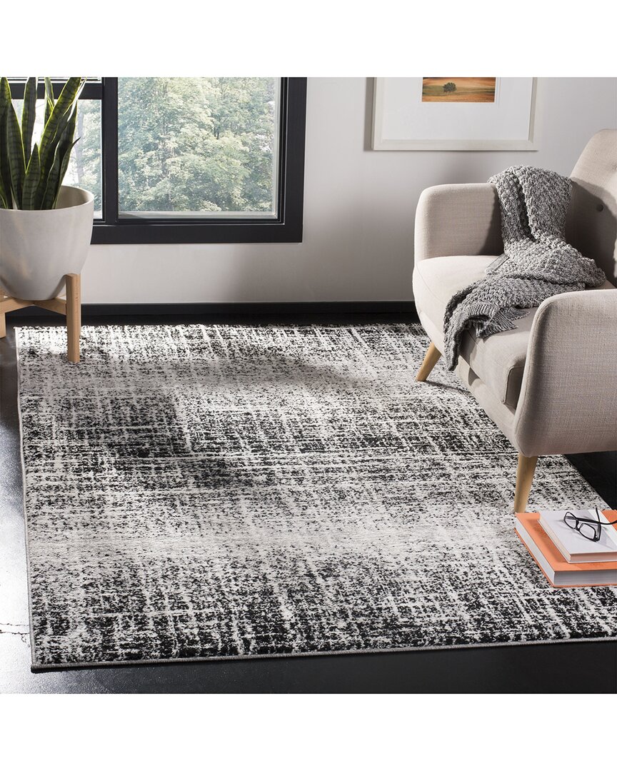 Safavieh Adirondack Frayline Power Loomed Rug Ivory / Black In Gray