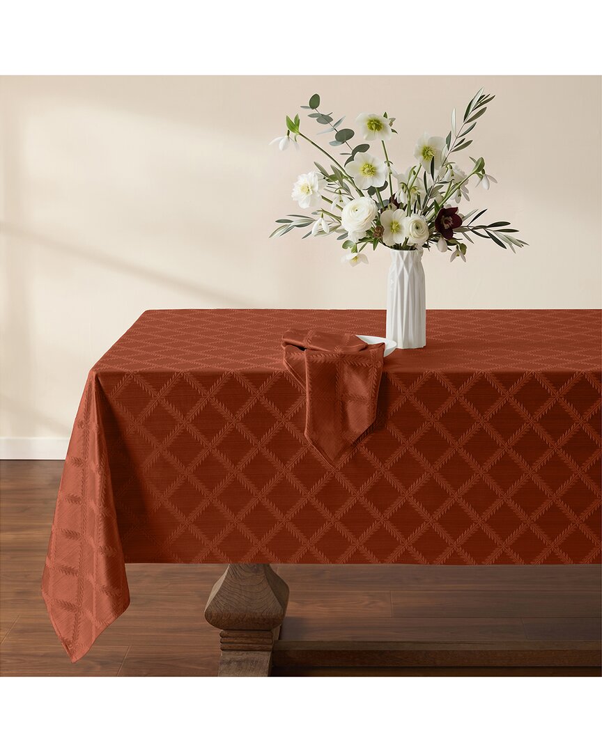 Lenox Laurel Leaf Tablecloth In Red