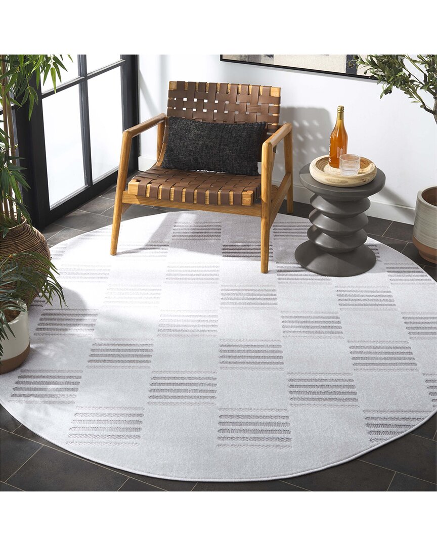 Safavieh Stella Bela Power-loomed Indoor/outdoor Rug In Gray