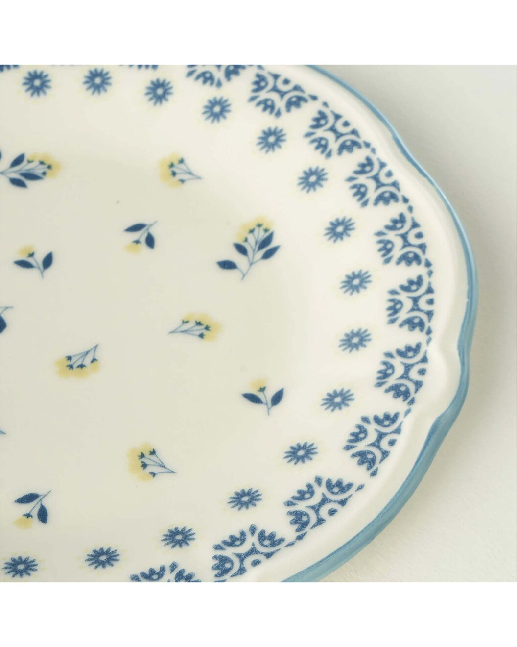 Gilt - Bella Maison - Mabel 24pc Porcelain Dinnerware Set