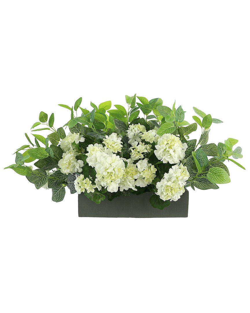 Creative Displays Uv Protected Outdoor White Geraniums Floral Display