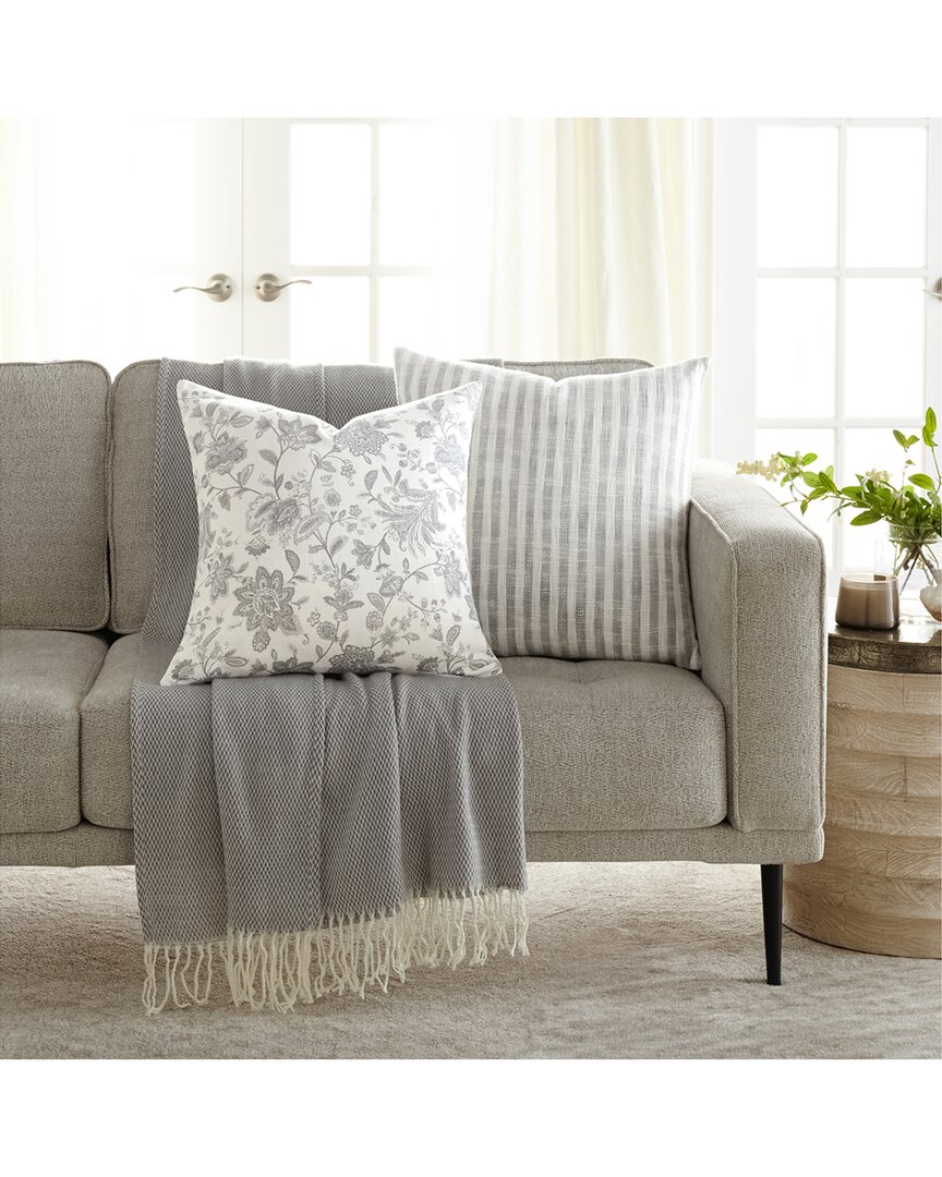 Home Collection Pack Of 2 Yarn-dyed Patterned Throw Pillows In Grey