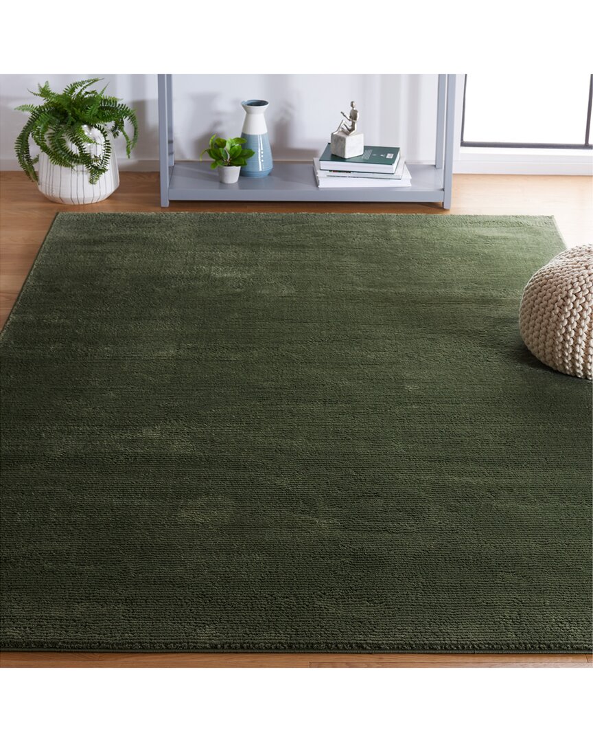 Safavieh Revive Area Rug In Green