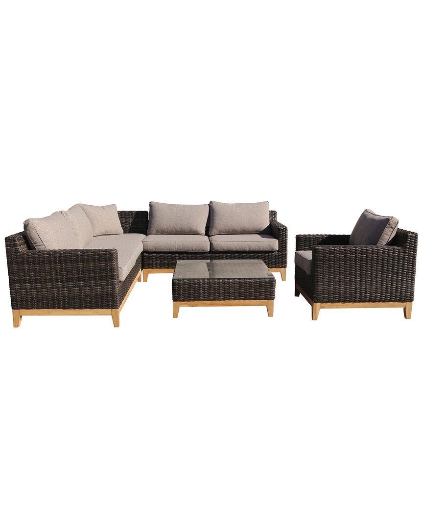 Courtyard Casual Maywood